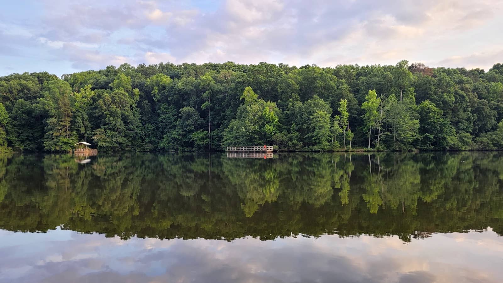 Outdoor Study Spots with Outlets
