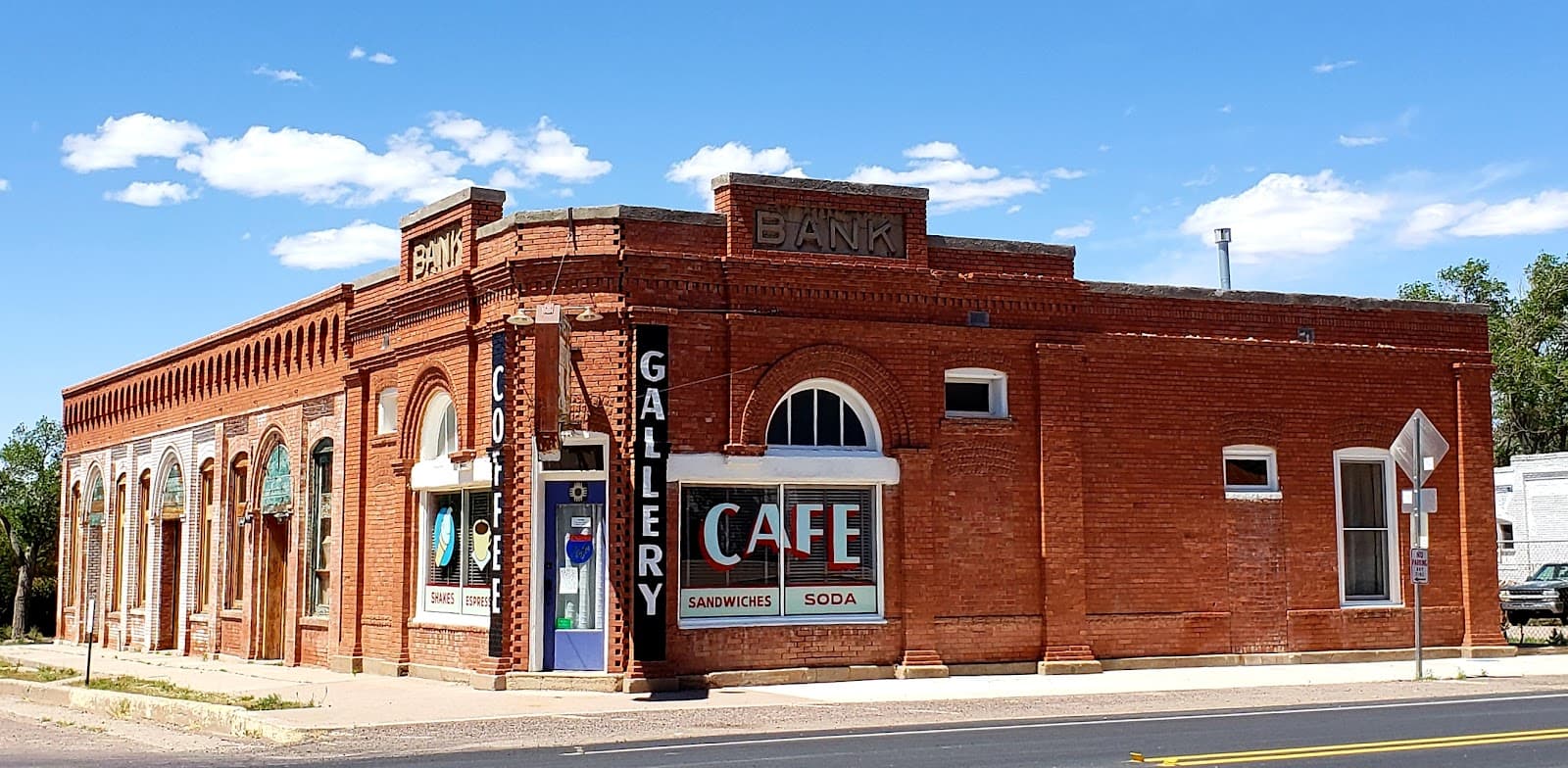 Magdalena Historic District - Image 1
