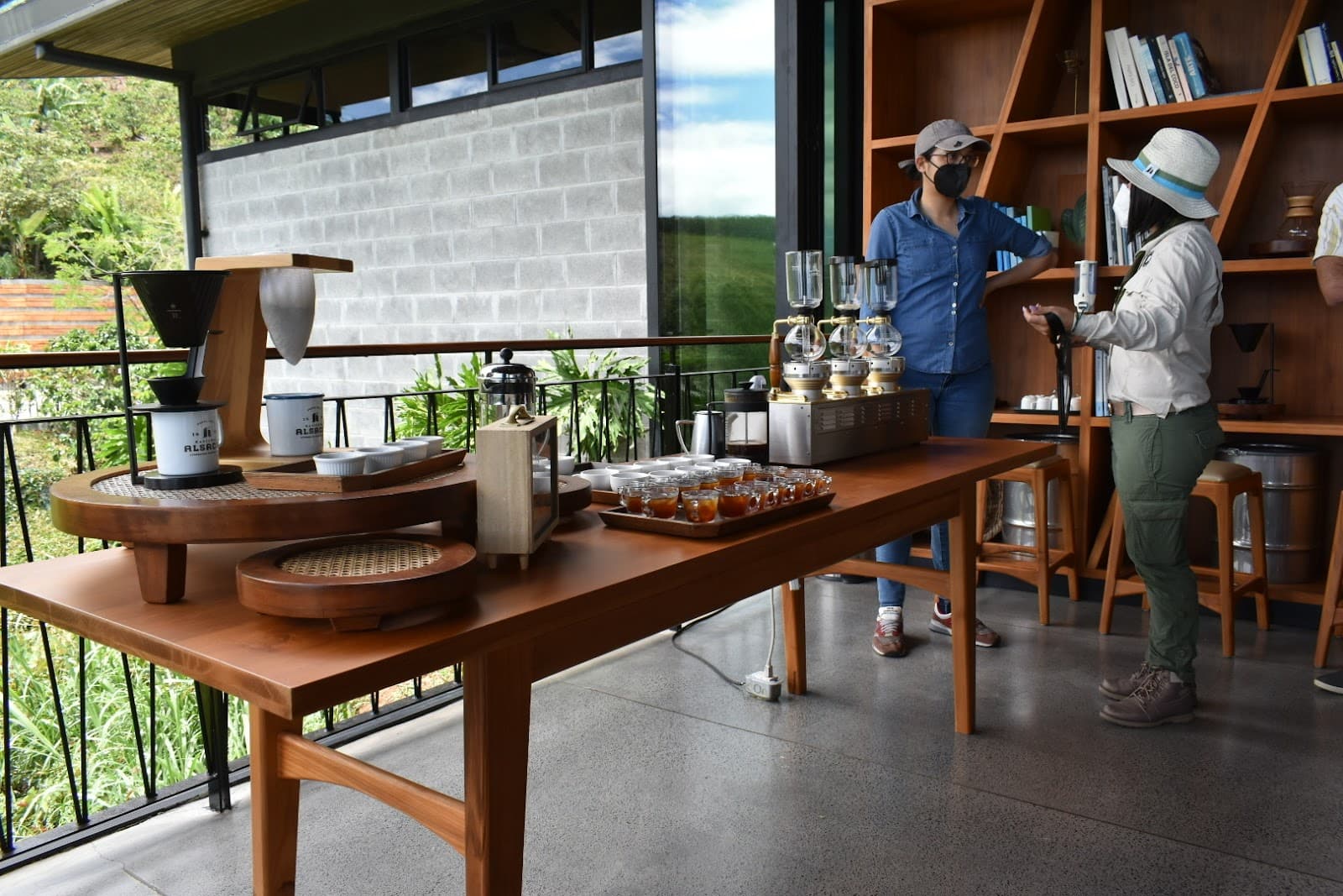 Hacienda Alsacia Starbucks Coffee Farm - Image 1