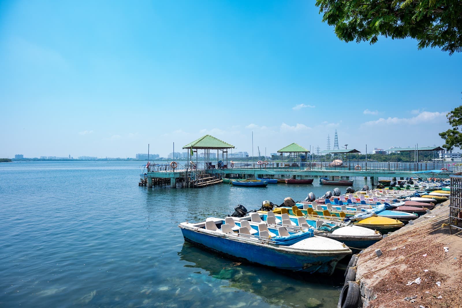 Muttukadu Boat House - Image 1