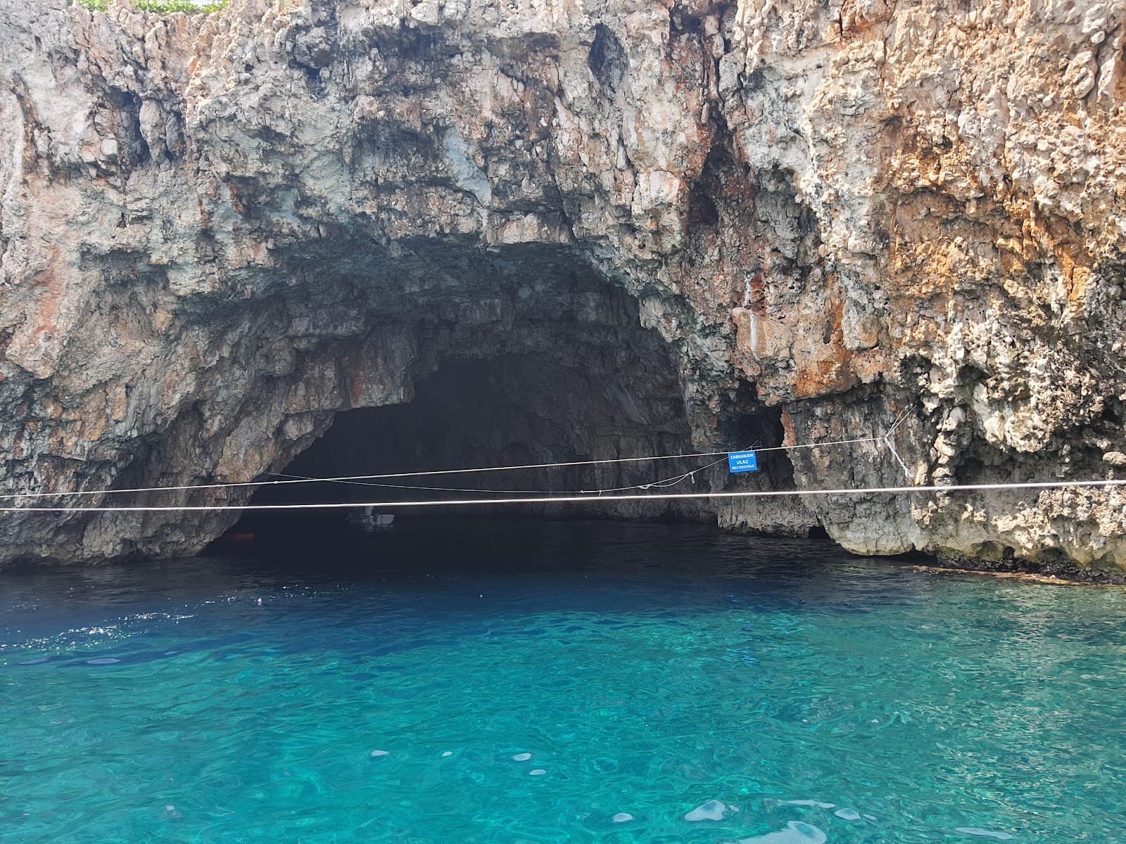 Green Cave (Ravnik) - Image 1
