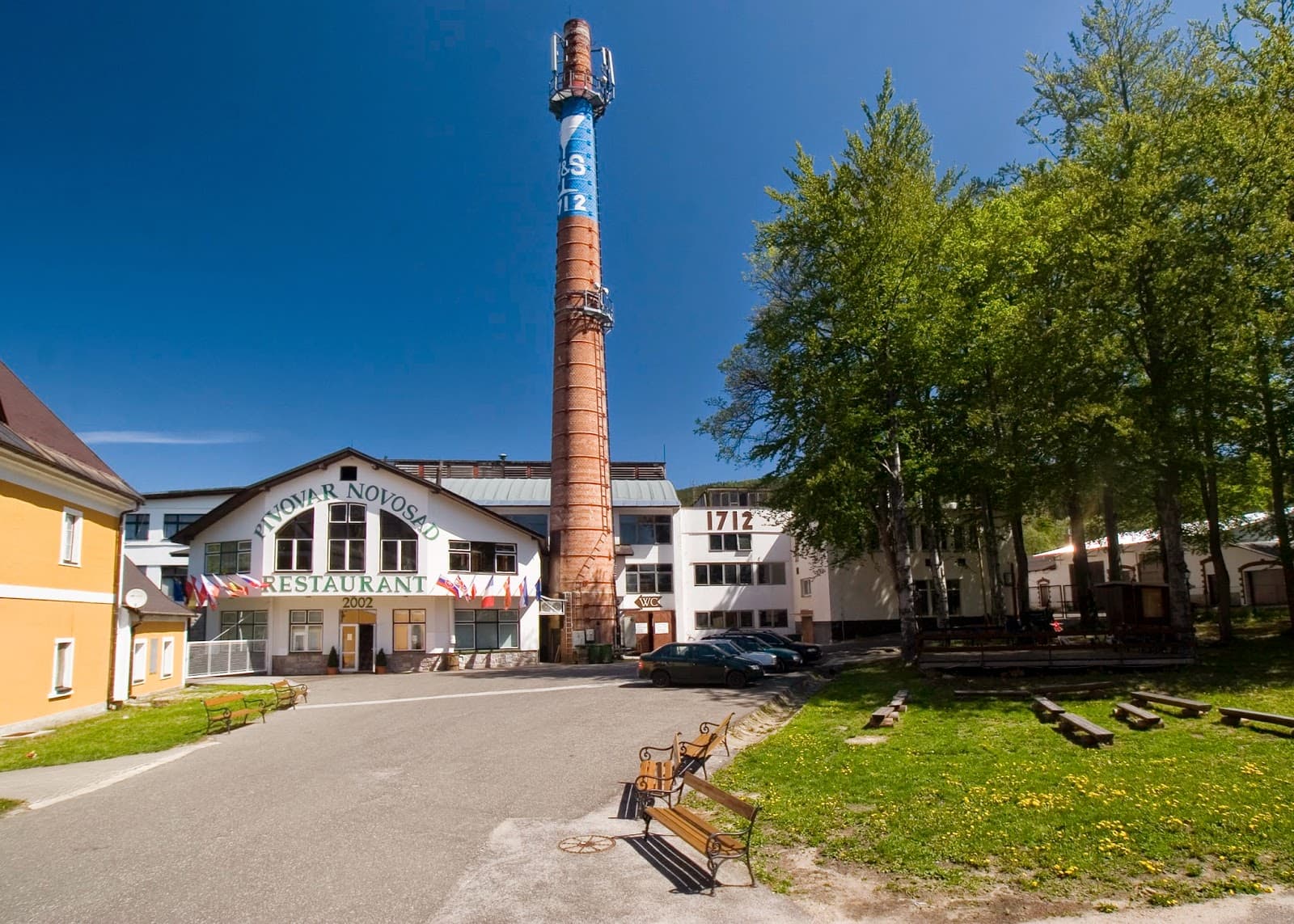 Novosad Glassworks (Harrachov) - Image 1