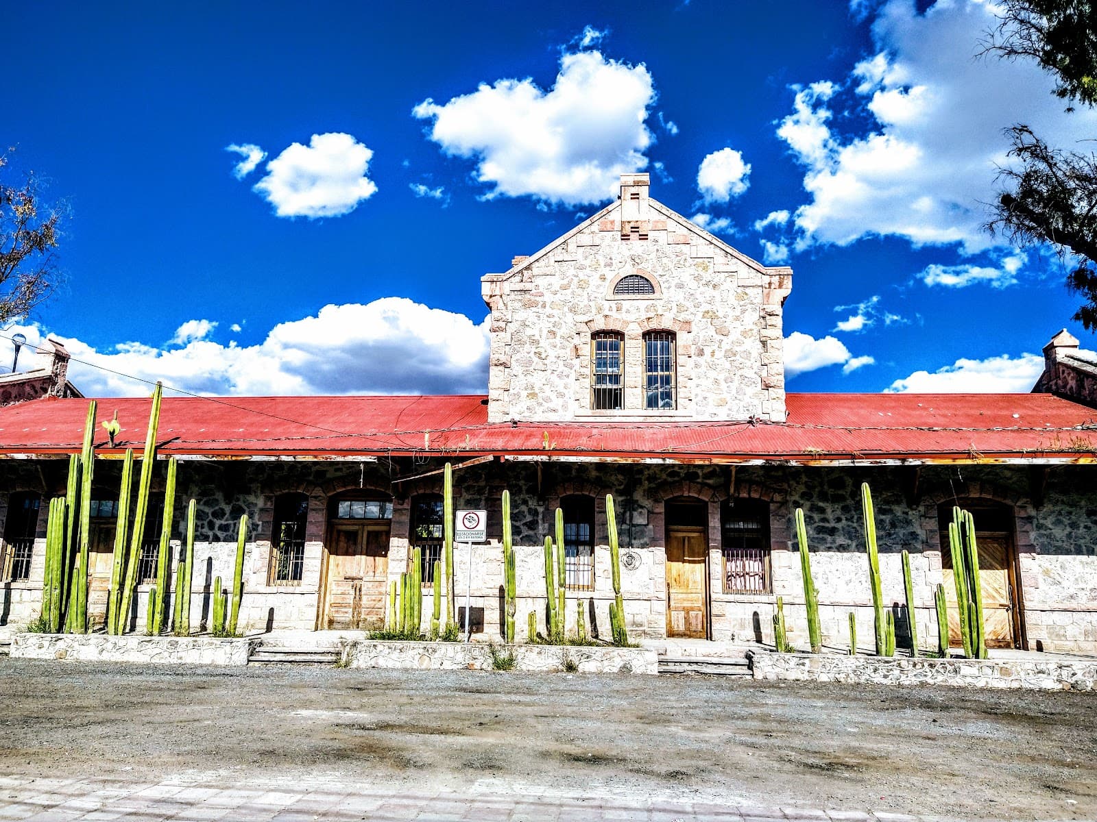 Antigua Estación del Ferrocarril - Image 1