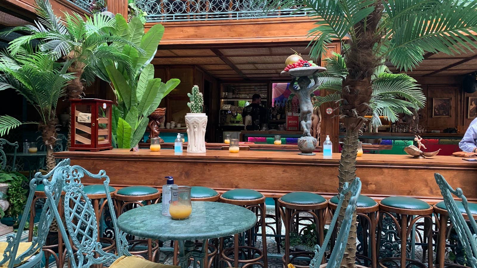 Late-Night Music Scene