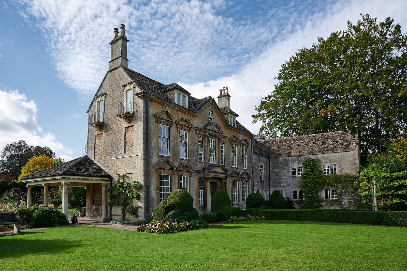 The Courts Garden - Image 1