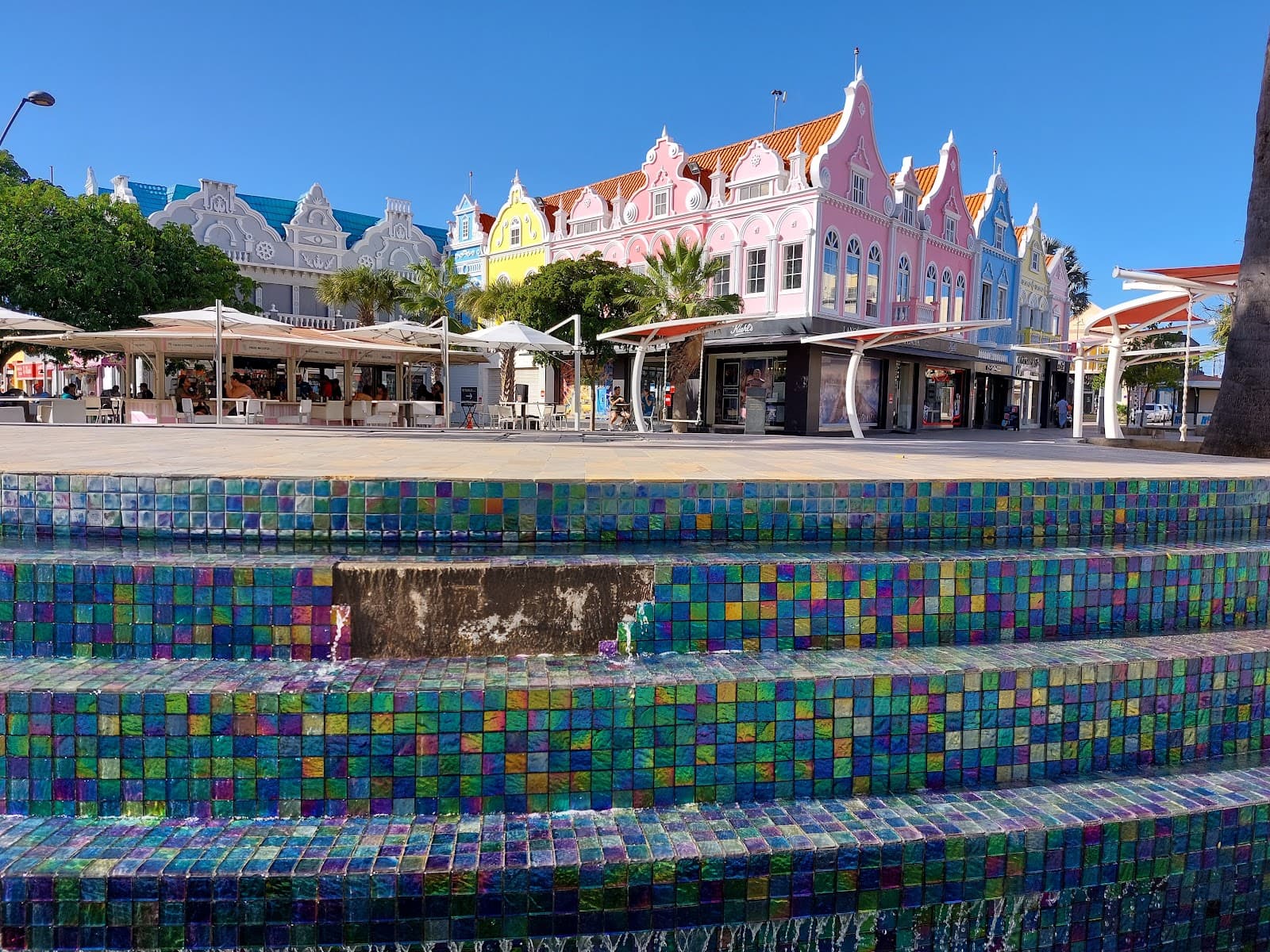 Plaza Daniel Leo - Image 1