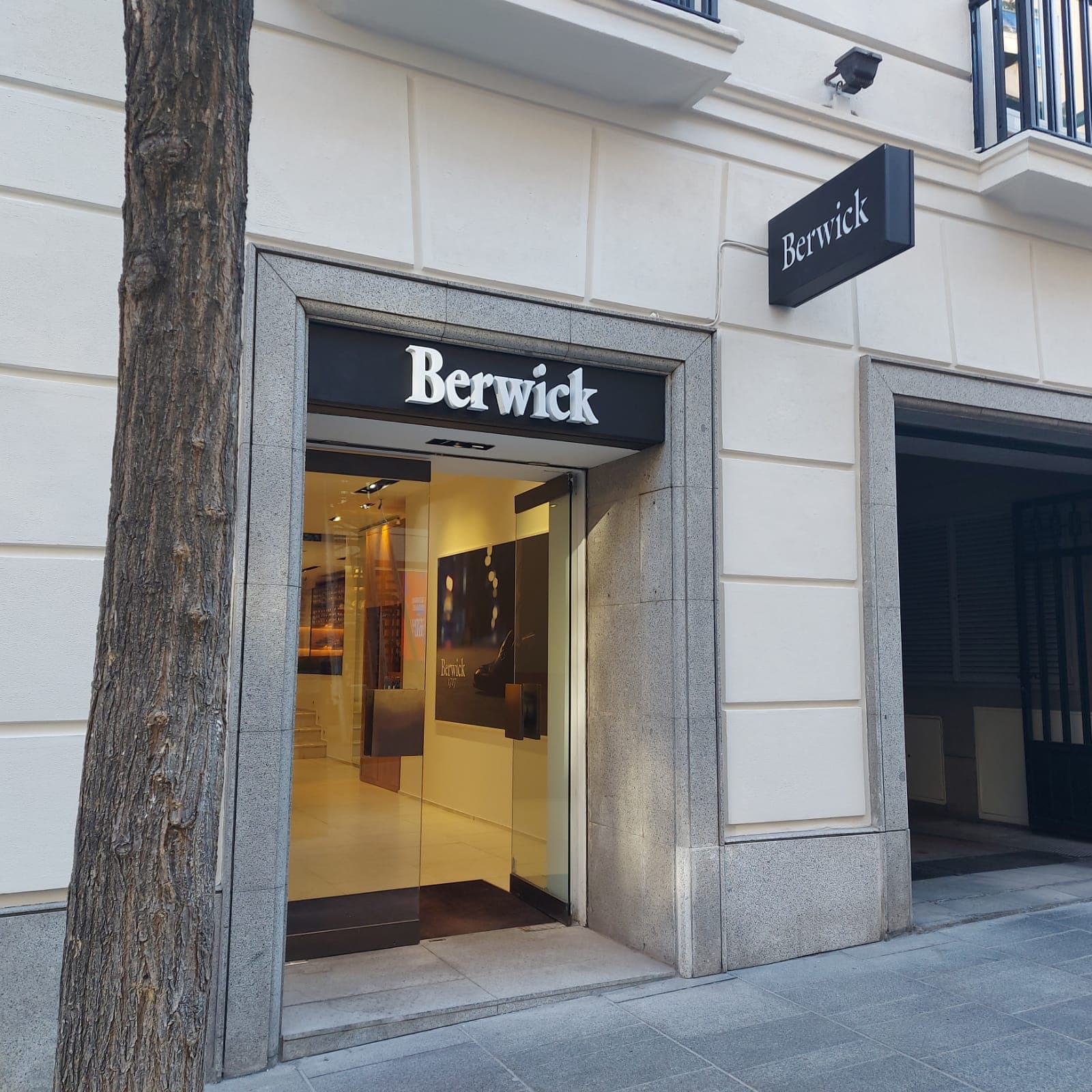 Berwick 1707, Madrid - Image 1