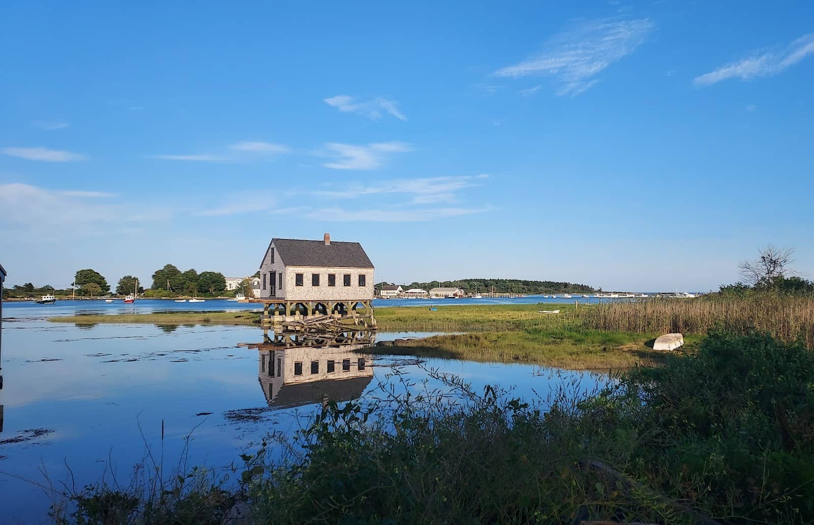 Local Boutiques & Galleries