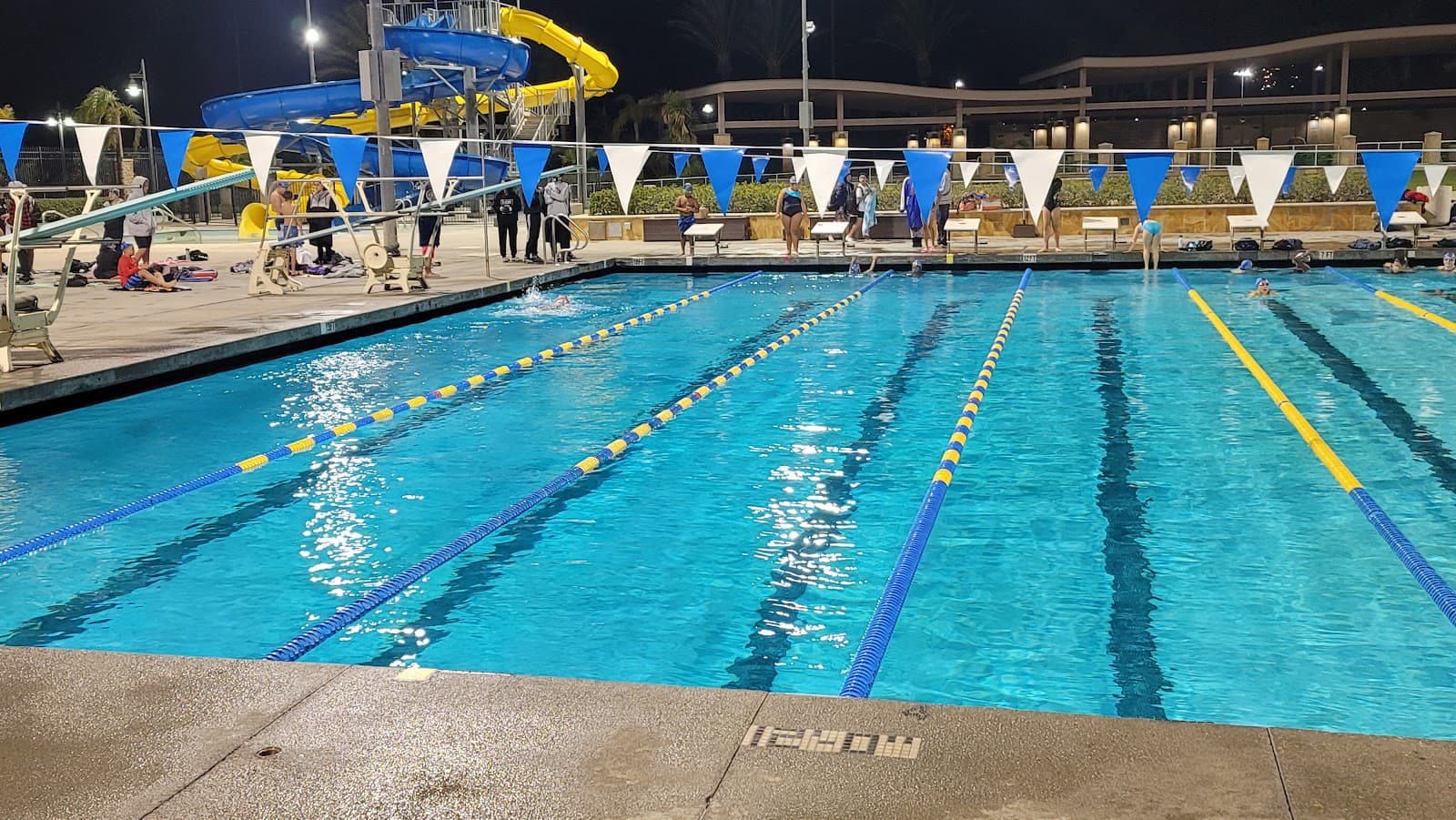 Fontana Park Aquatic Center - Image 1