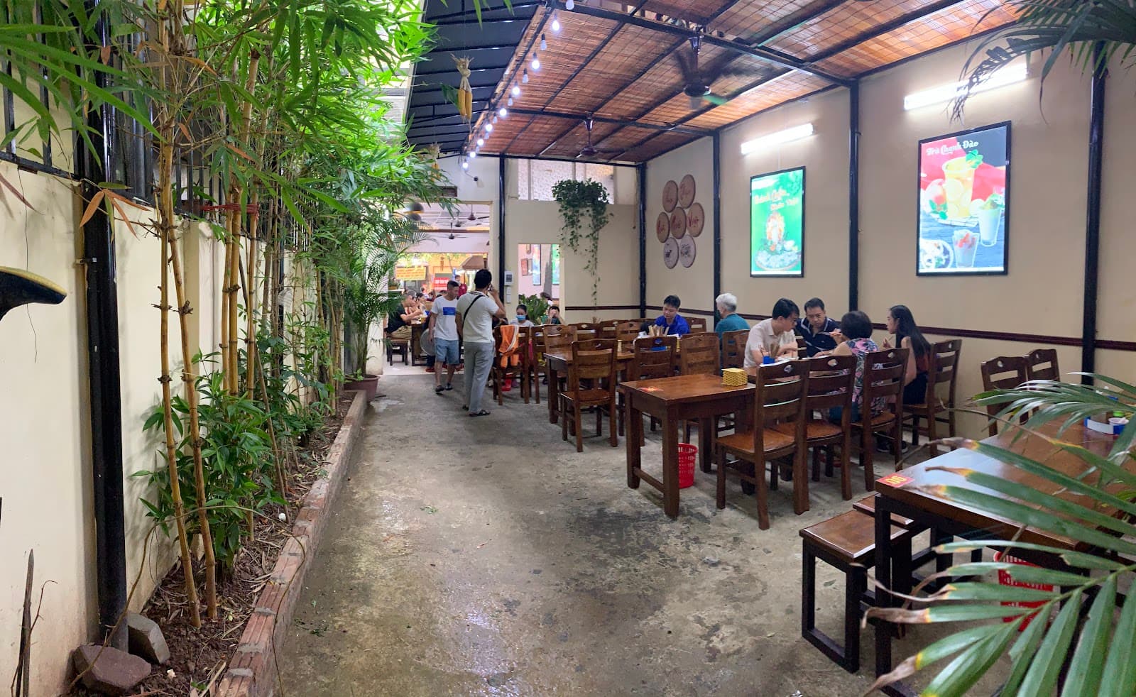 Banh Cuon Ba Hoanh - Image 1