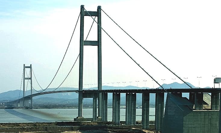 Runyang Yangtze River Bridge - Image 1
