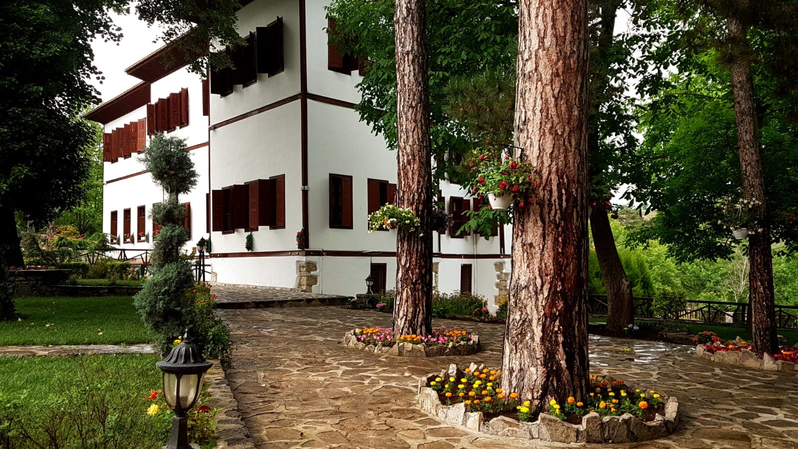 Asmazlar Mansion (Bağ Evi) - Image 1