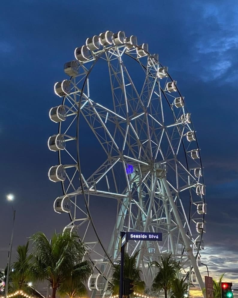 Diokno Boulevard Baywalk - Image 1