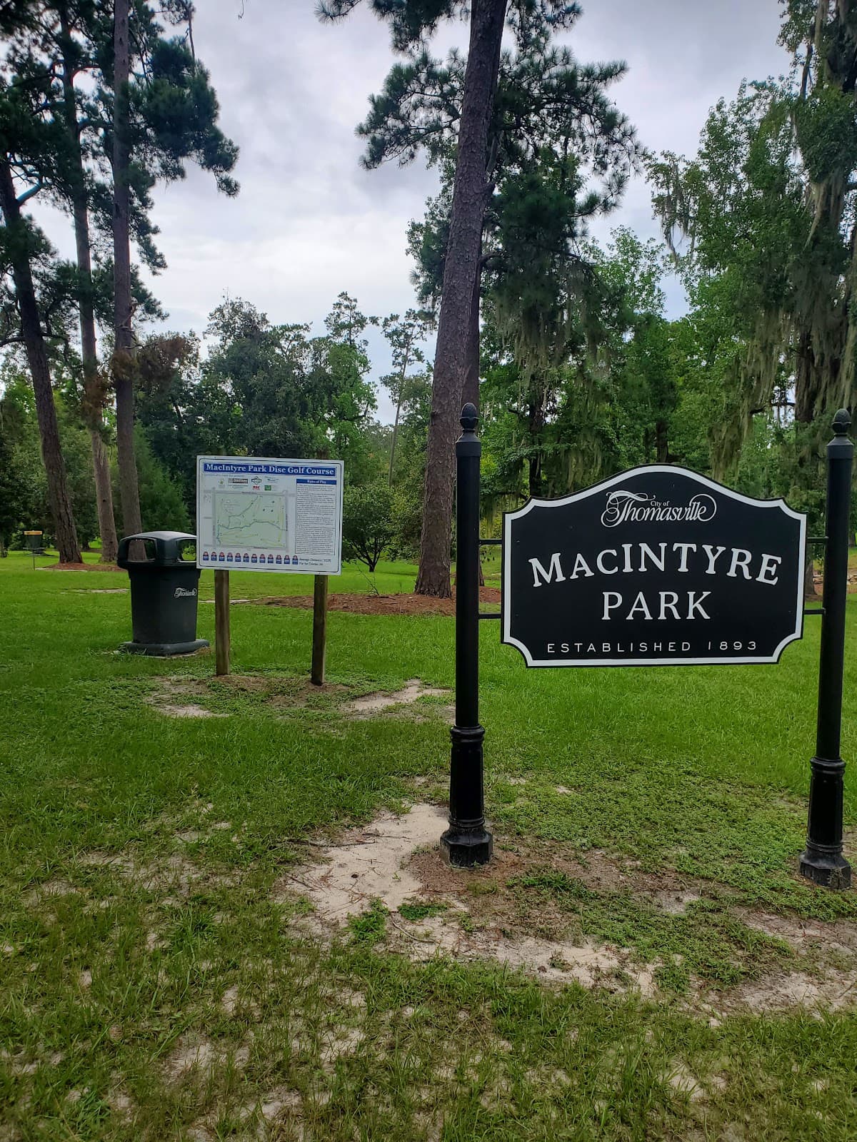 MacIntyre Park - Image 1