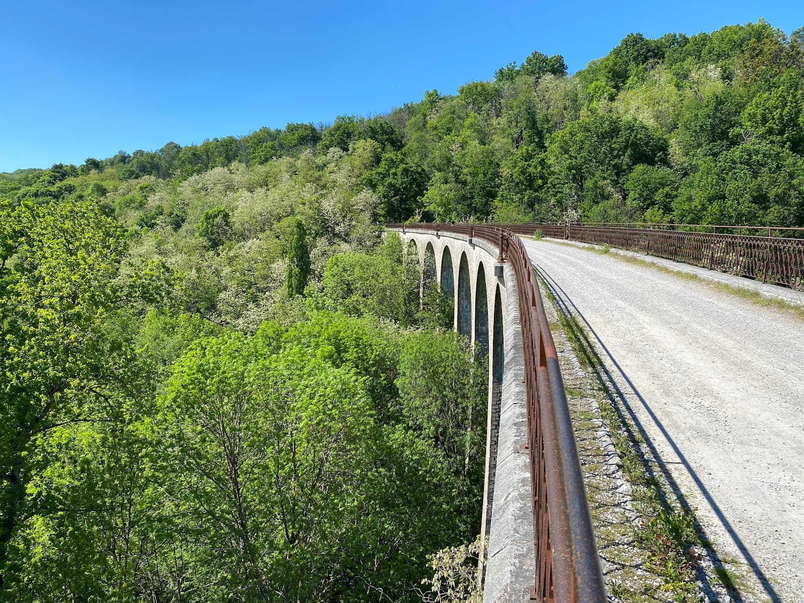 Ariège River Trail Foix France - Image 1