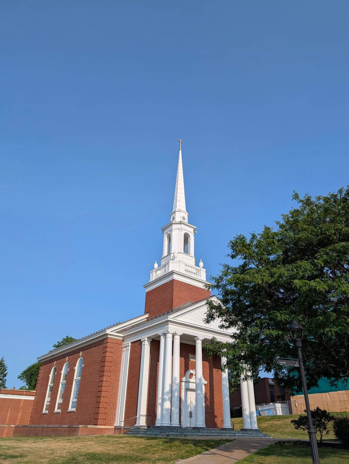 Manning Memorial Chapel - Image 1