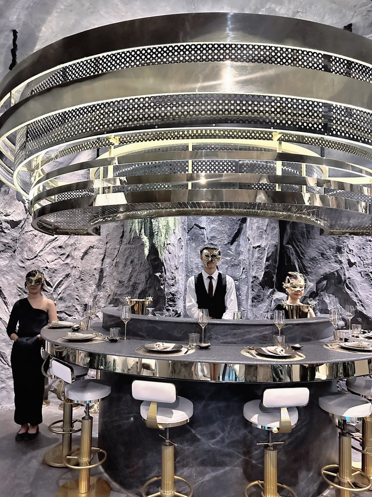 Myste Restaurant - Image 1