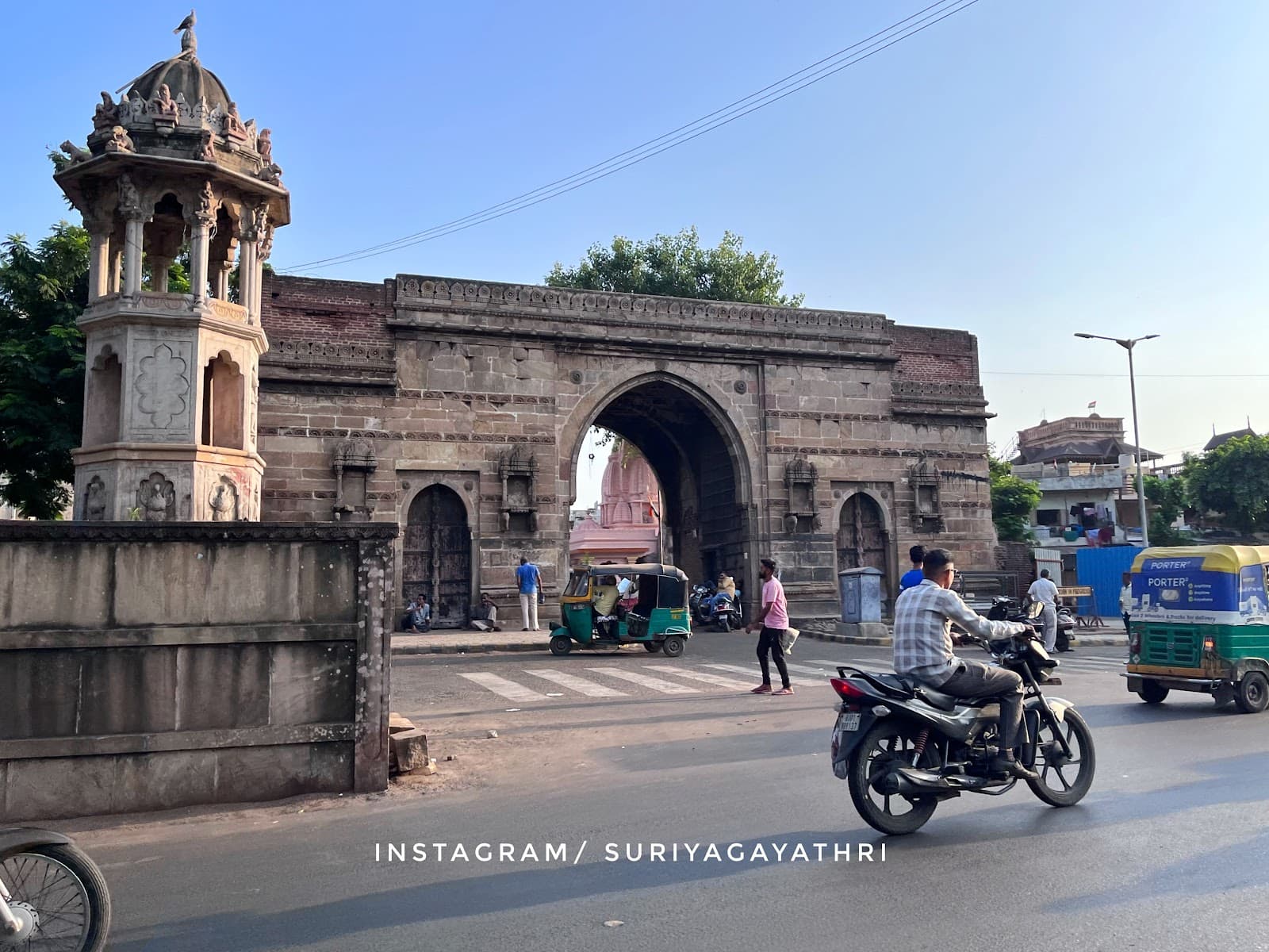 Manek Chowk Ahmedabad - Image 1