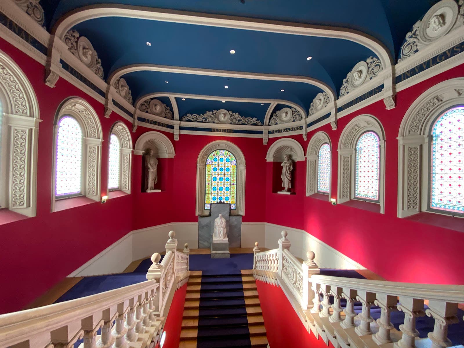 Paraninfo University - Image 1