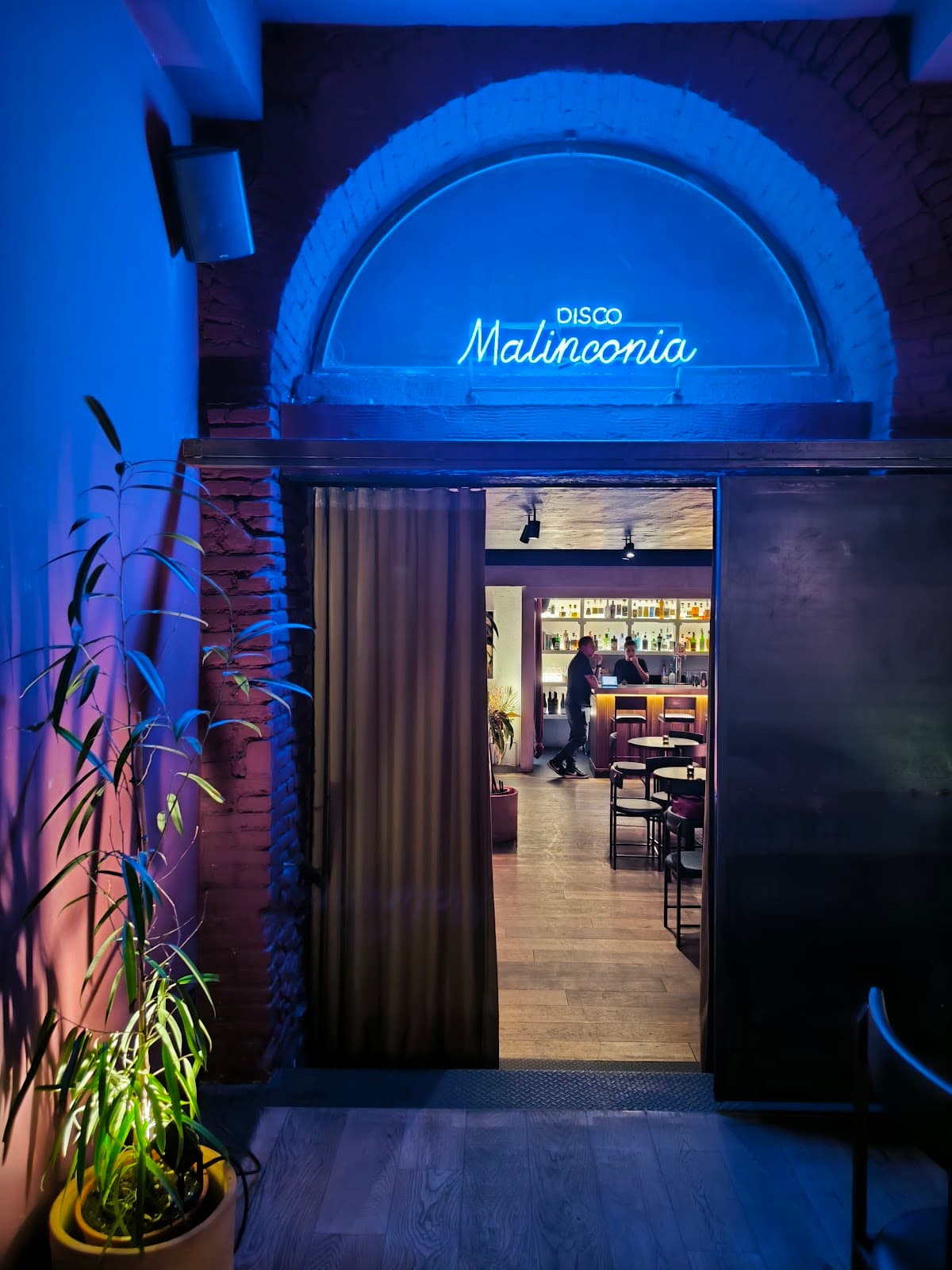 Gesto Milano, Milan - Image 1