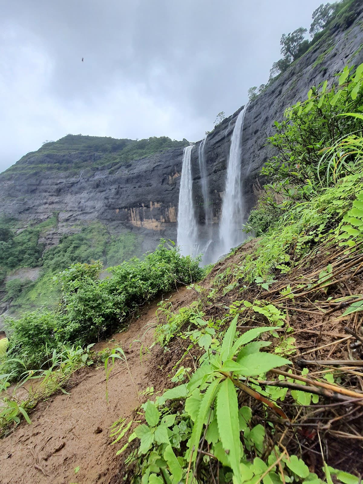 Kataldhar Waterfall Lonavala - Image 1