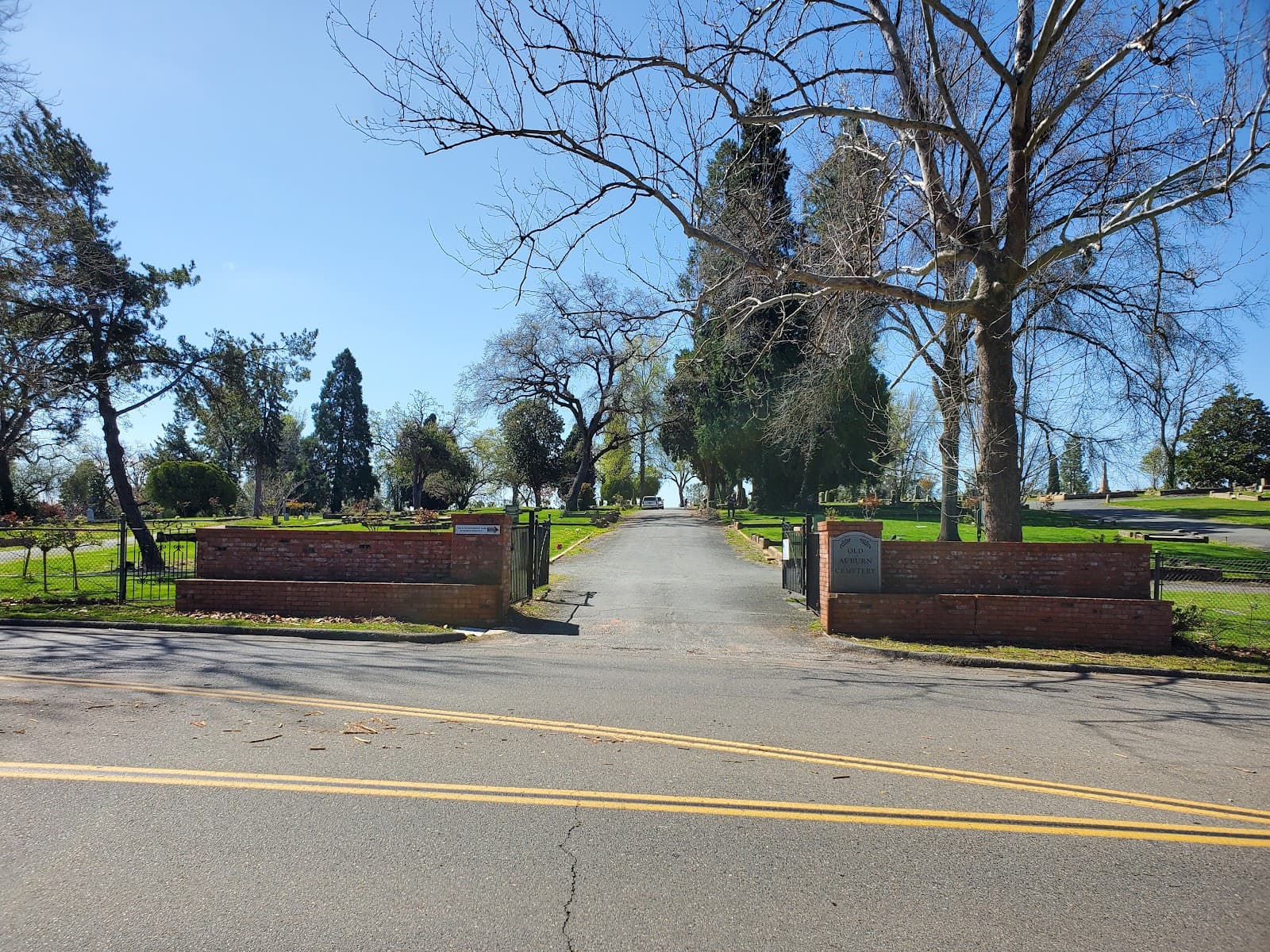 Old Auburn Cemetery - Image 1
