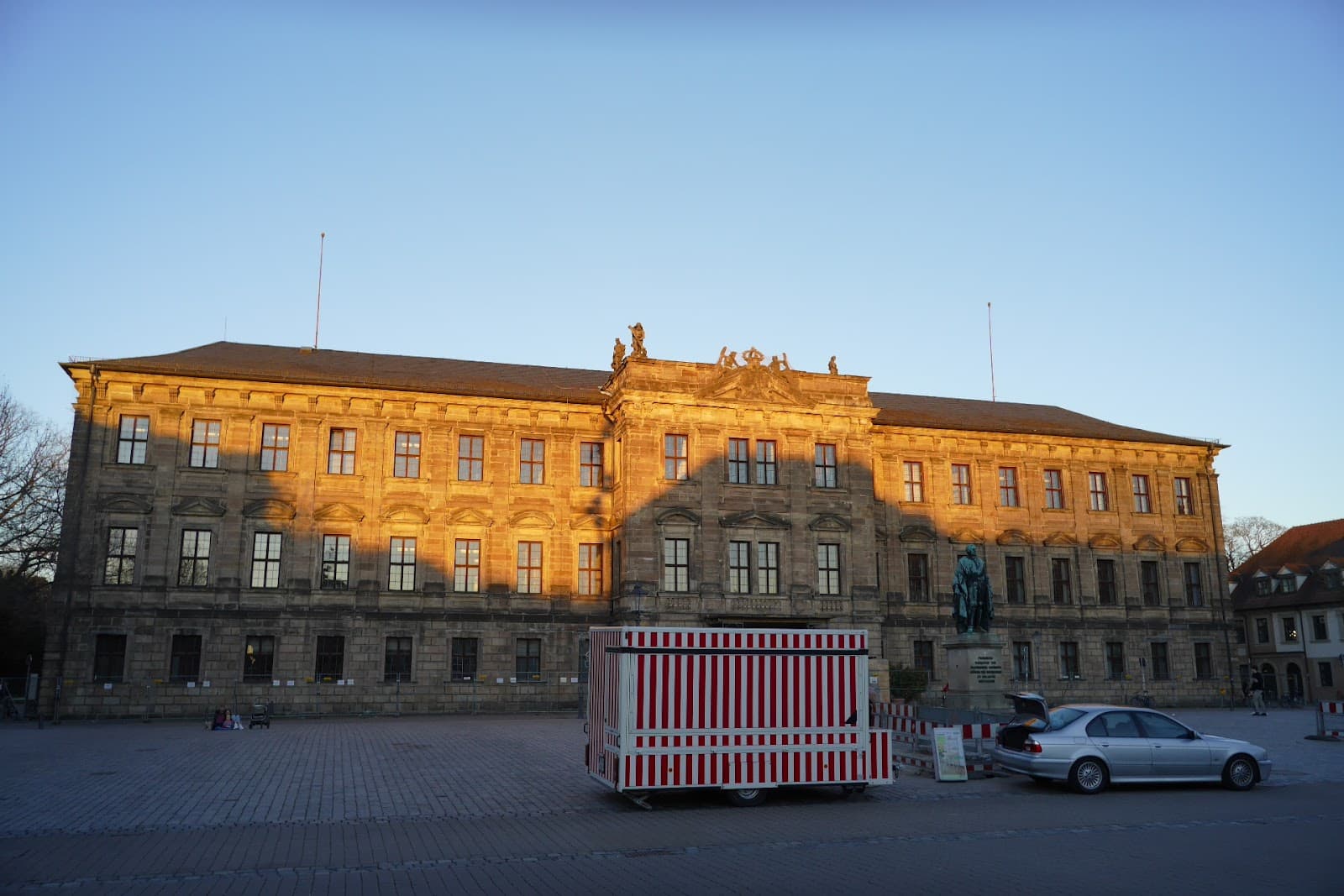 Erlangen Palace (Markgräfliches Schloss) - Image 1