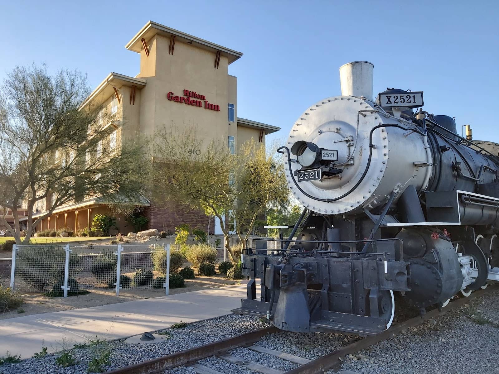 Scenic Plaza and Landscaping