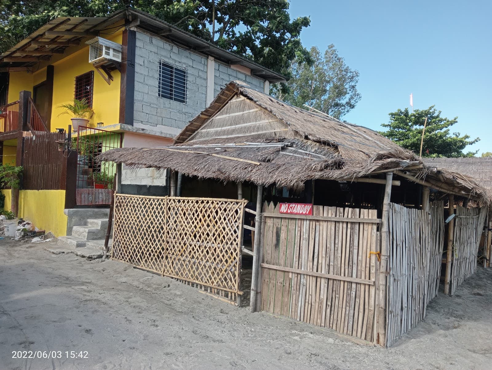 Baloy Long Beach - Image 1