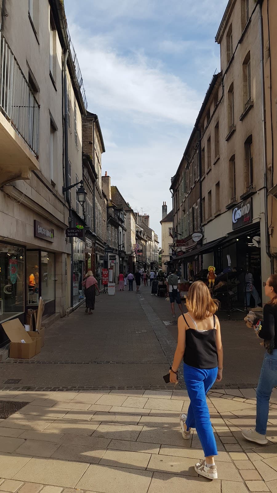 Rue Carnot Beaune - Image 1