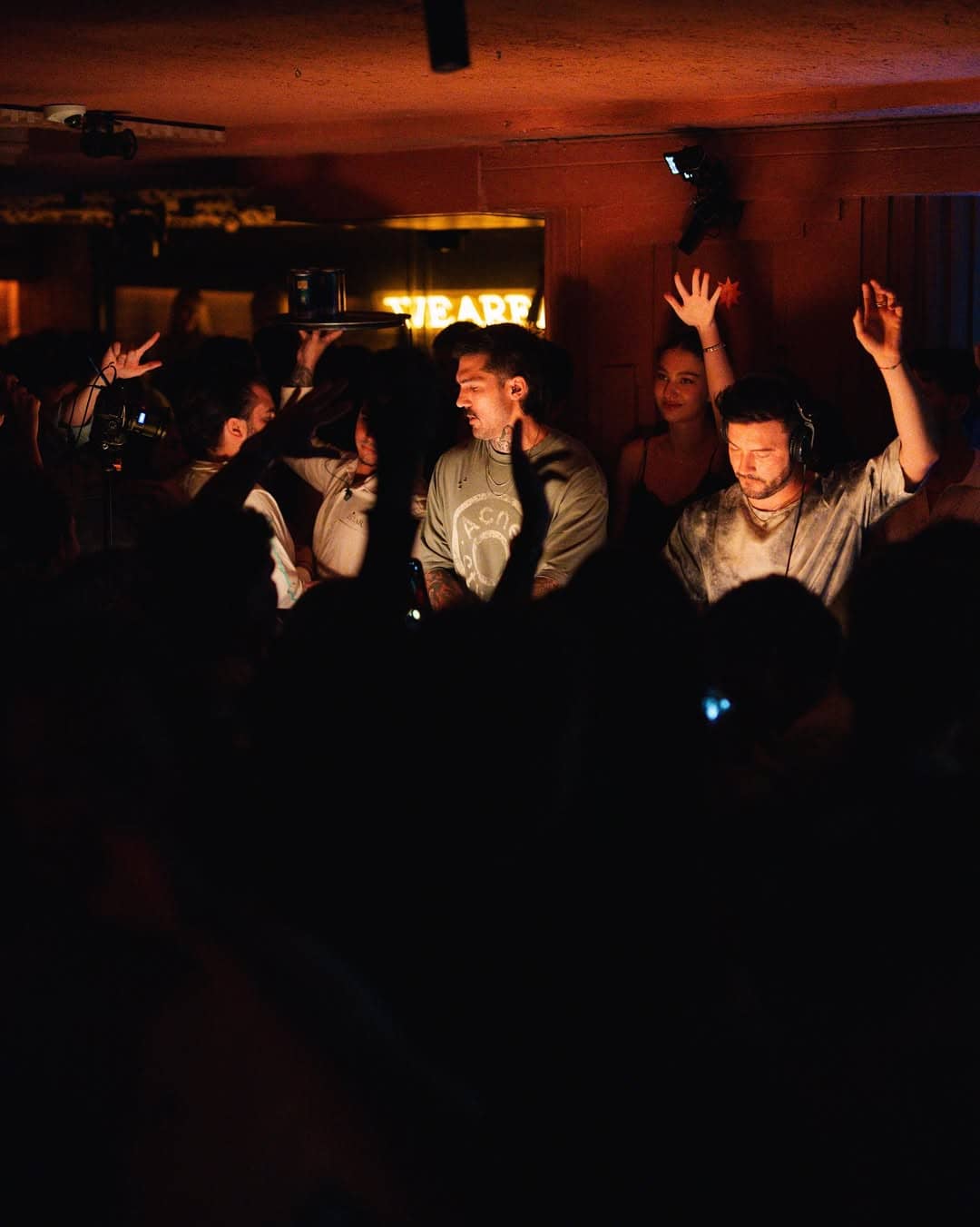 International Crowd