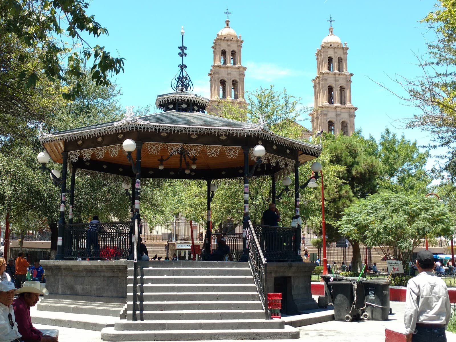 Plaza de Armas - Image 1