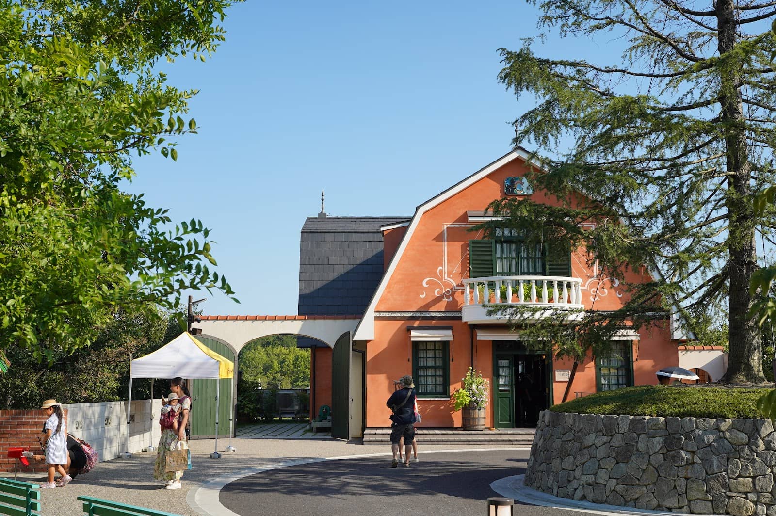 Violin Play and Stamp Station