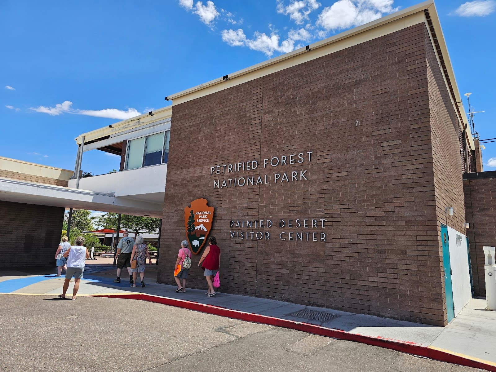 Painted Desert Visitor Center Petrified Forest National Park - Image 1