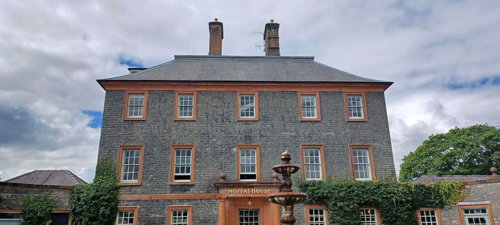 Moffat House Hotel - Image 1