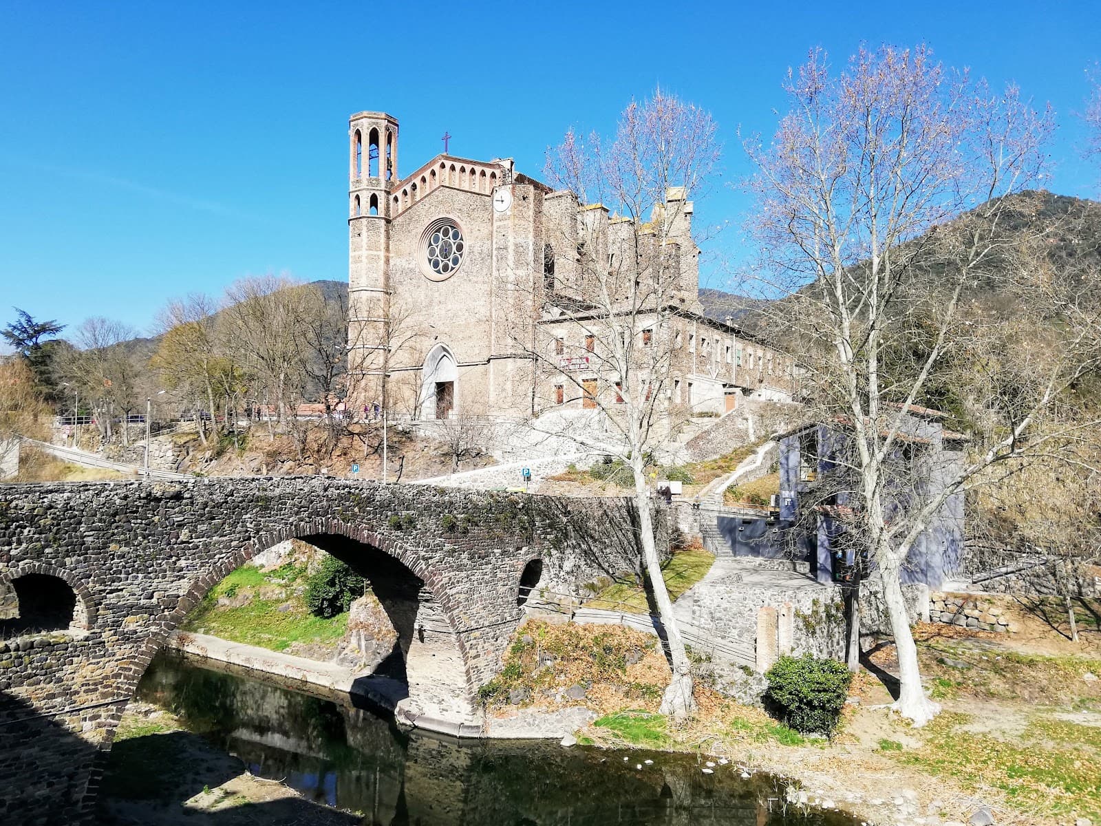 Pont Vell de Sant Joan les Fonts - Image 1
