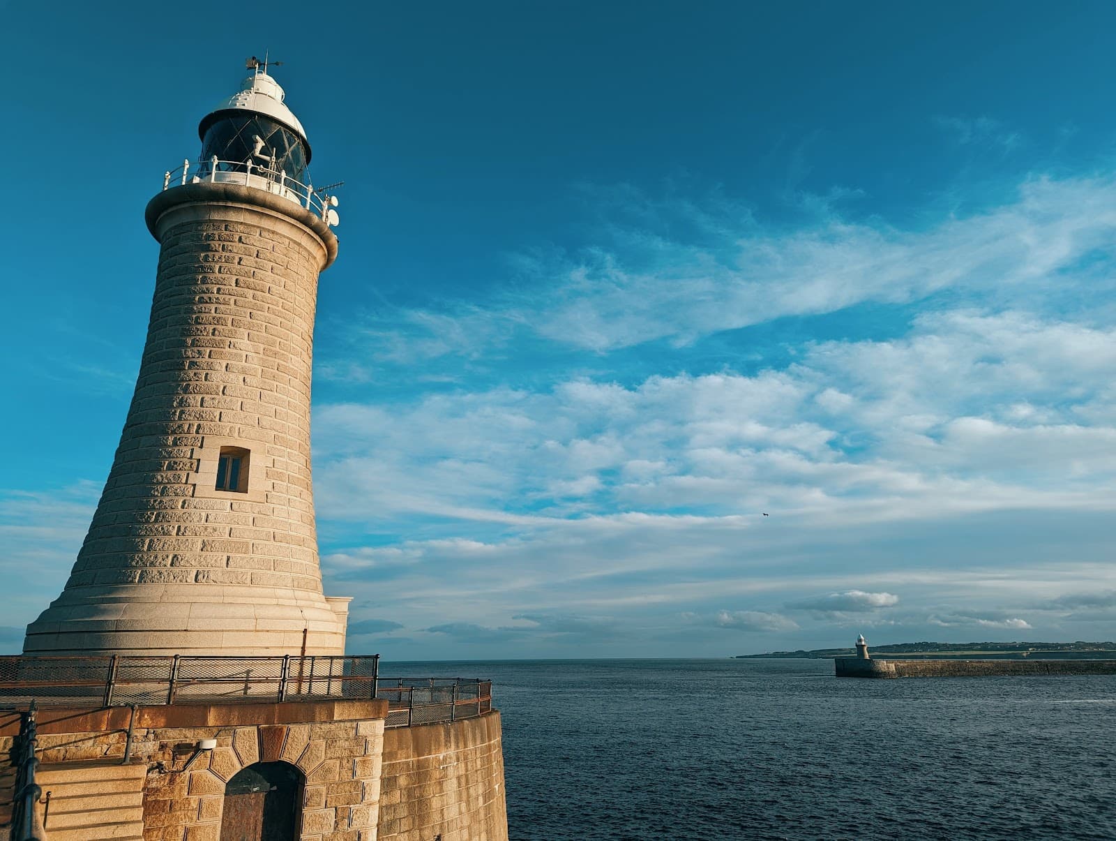 Tynemouth North Pier and Lighthouse - Image 1