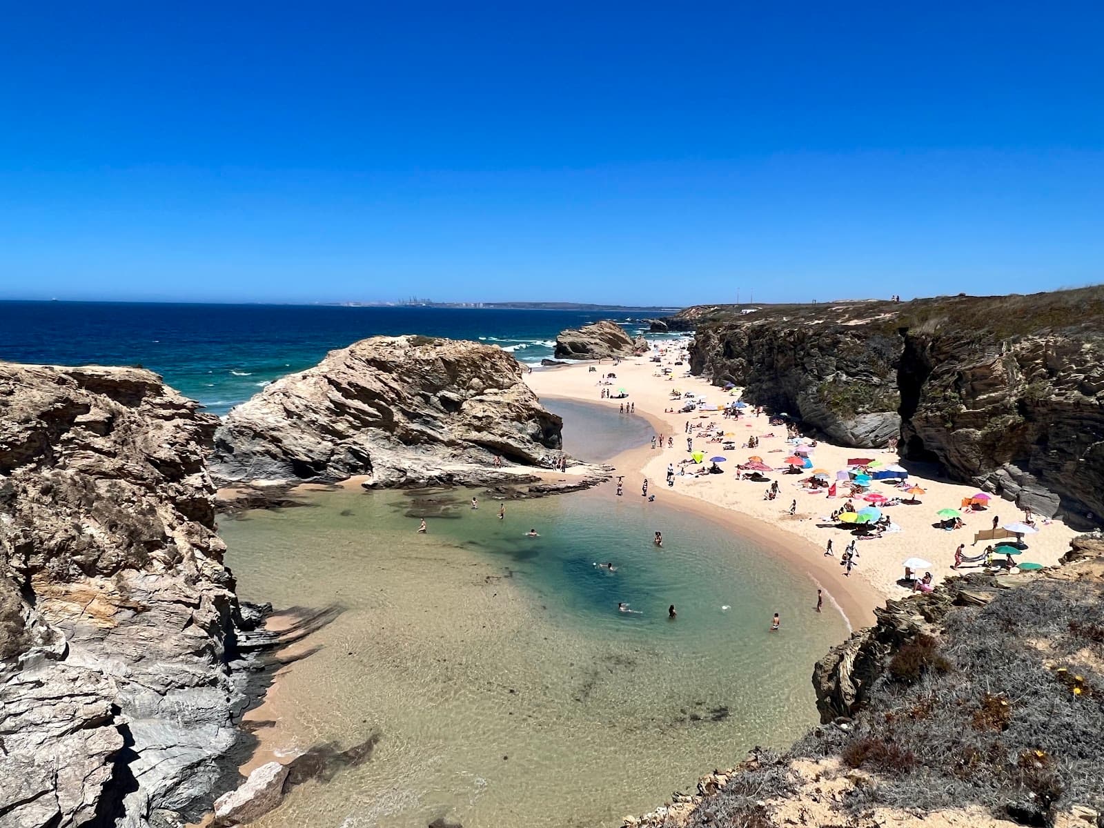 Praia da Samoqueira - Image 1