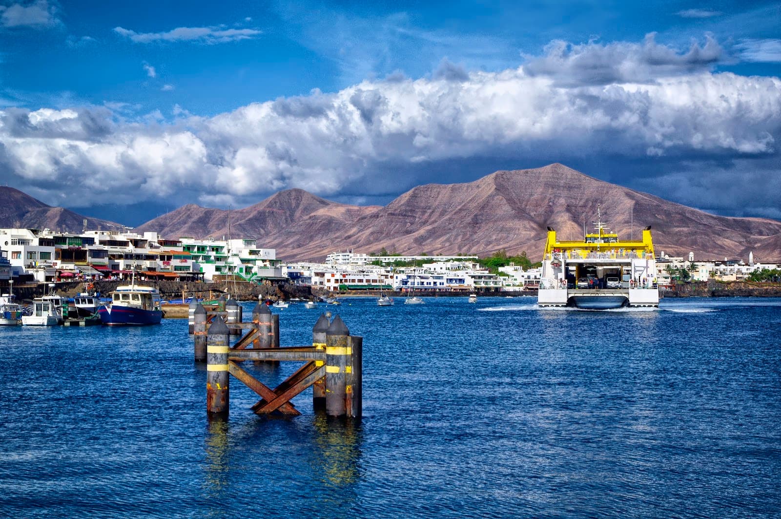 Puerto de Playa Blanca Ferry Terminal - Image 1
