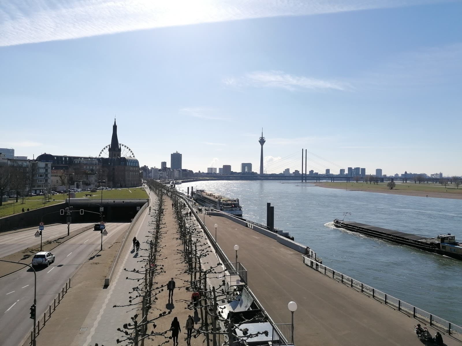 Beuel Riverside Altstadt - Image 1