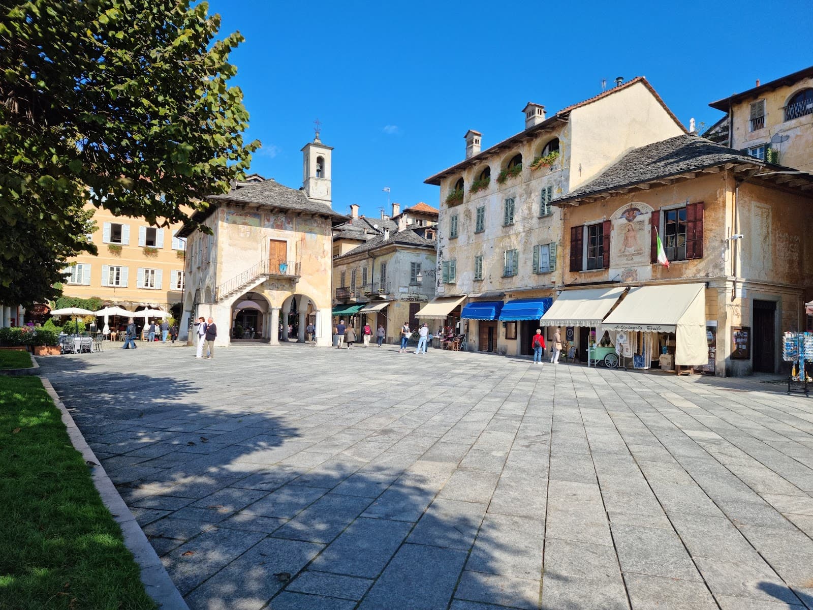 Palazzo della Comunità Broletto - Image 1