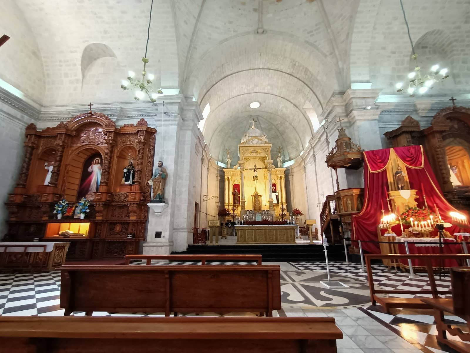 Holy Week Decorations