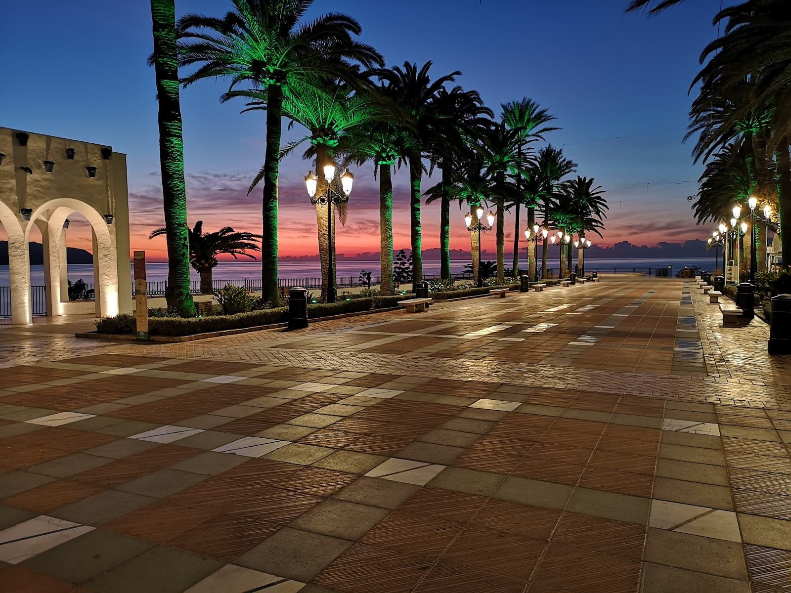 Balcón de Europa Nerja - Image 1