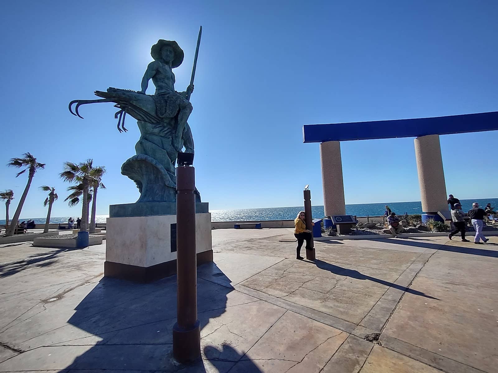 Local Shops & Eateries