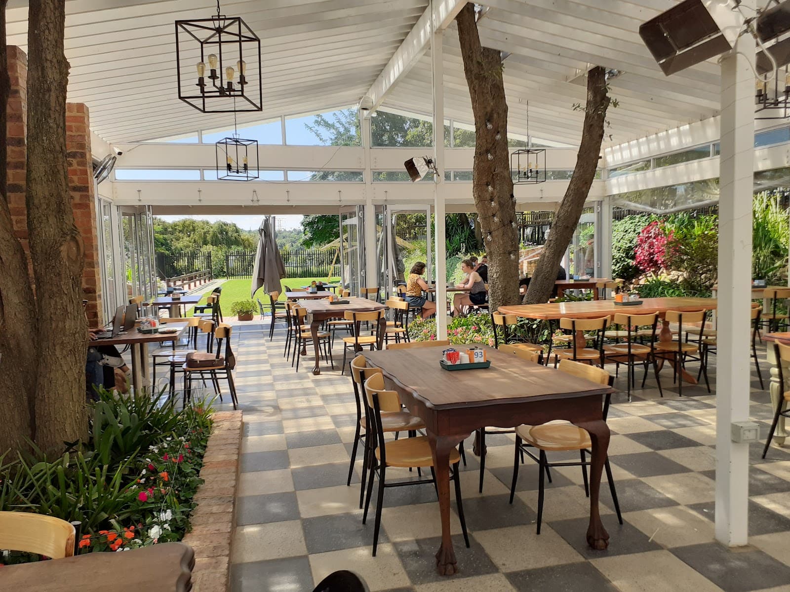 Delta Cafe - Image 1