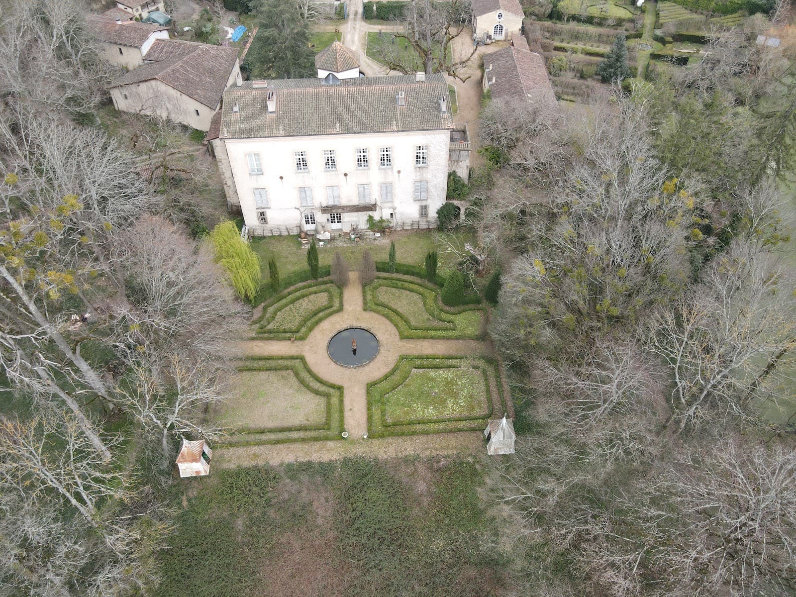Château de la Chassaigne - Image 1
