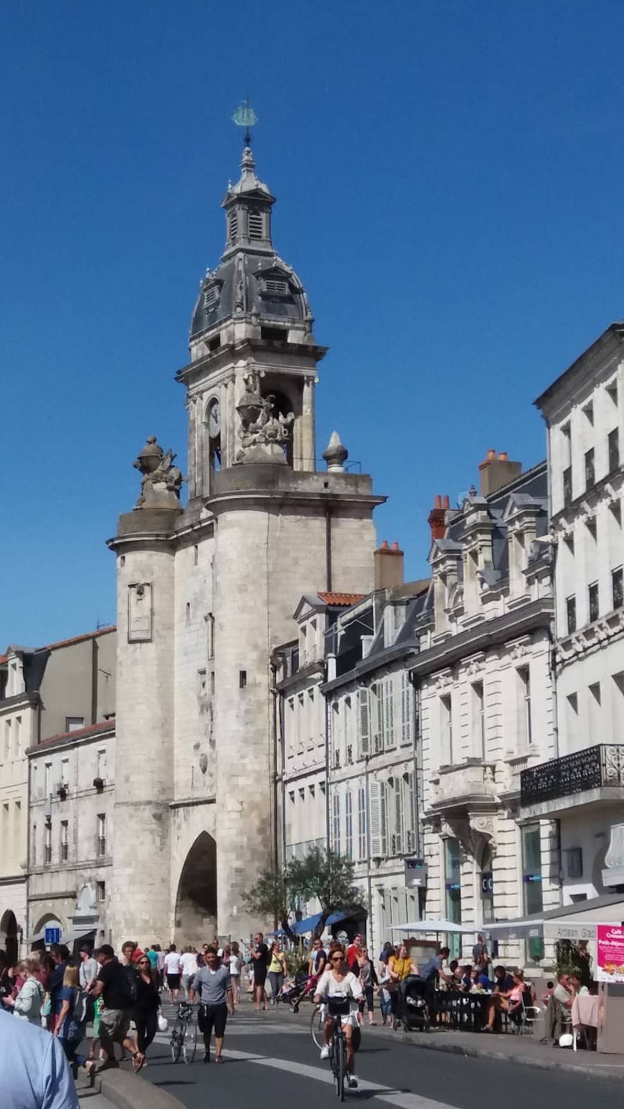 Vibrant Cafe Culture