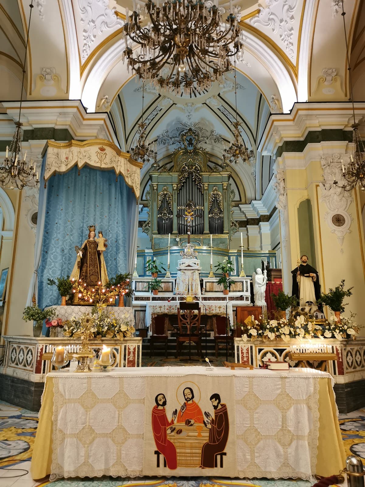 Piazza San Gennaro - Image 1