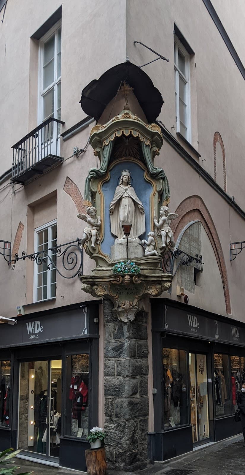Via Pia - Image 1