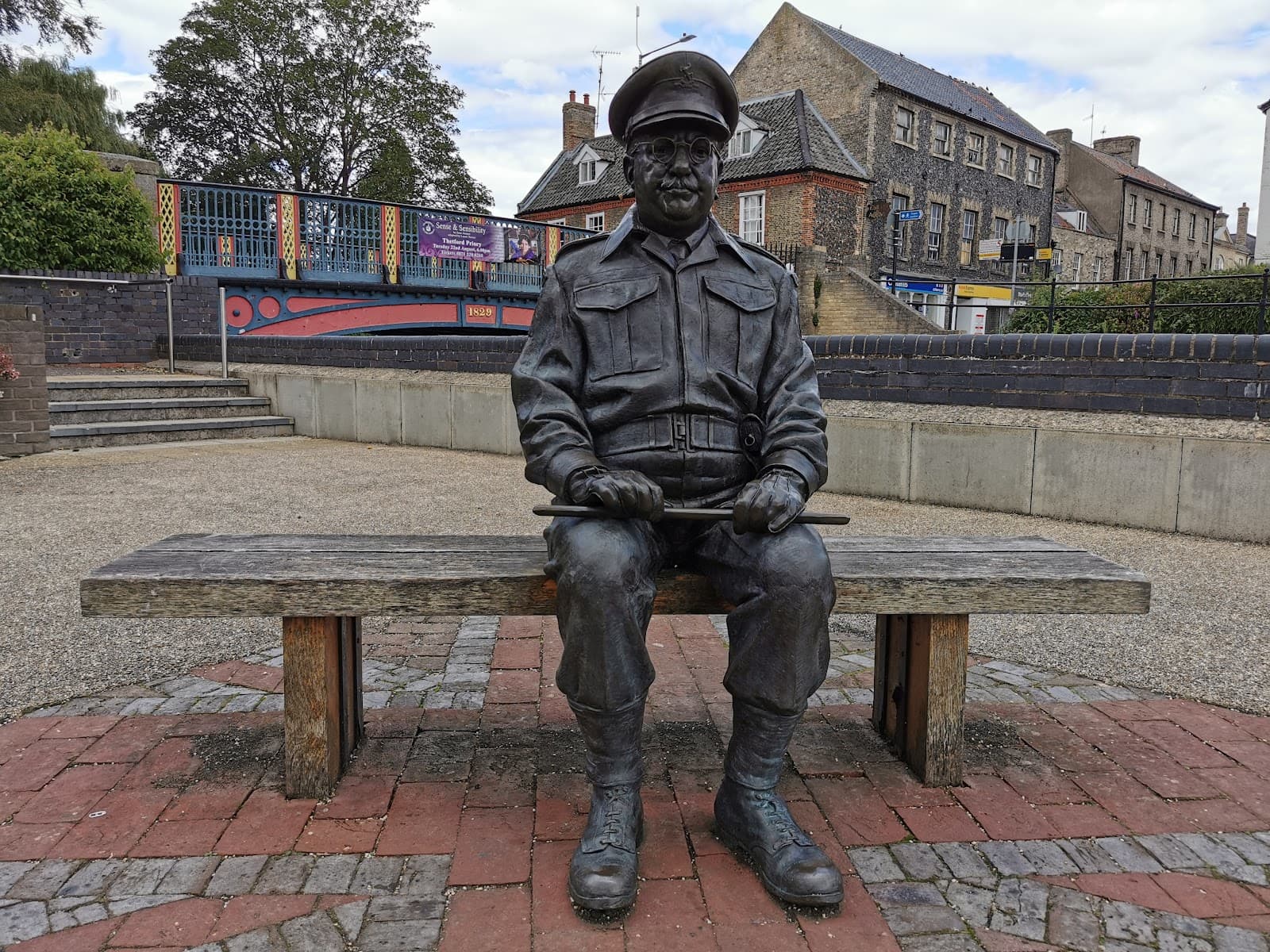 Captain Mainwaring Statue - Image 1